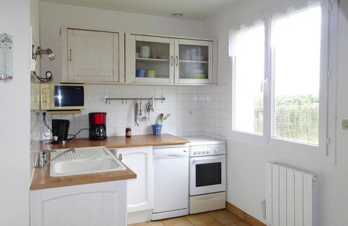 Portbail House | Holiday Home in Portbail near Sandy Beach
