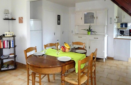 Portbail House | Holiday Home in Portbail near Sandy Beach