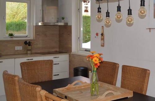 Wemeldinge House | Holiday Home in Quiet Park for Families