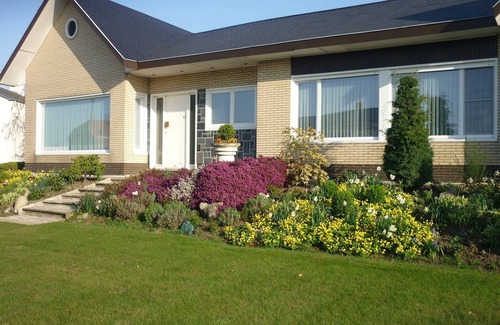 Ruiselede House | Holiday Home in Ruiselede near Forest