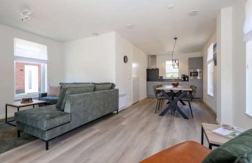 Municipality of Nissewaard House | Holiday Home in Simonshaven near Lake Beach
