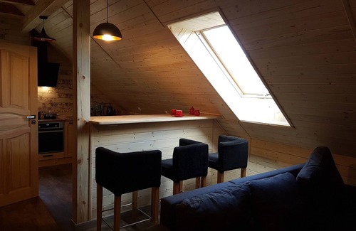 gmina Osiek House | Holiday Home in Skrzynia near Lake & Forest