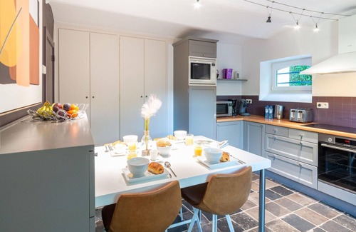 Spa House | Holiday Home in Spa Near Ski Lift