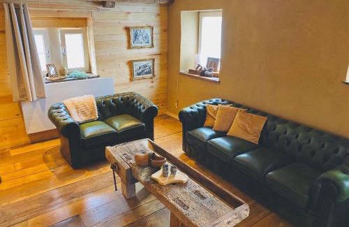 Louveigne House | Holiday home in Sprimont with forest