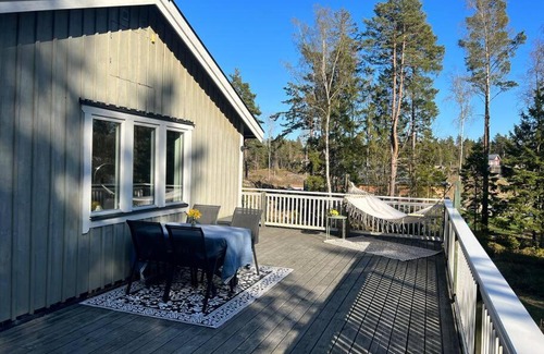 Stavsnas House | Holiday home in Stockholm archipelago