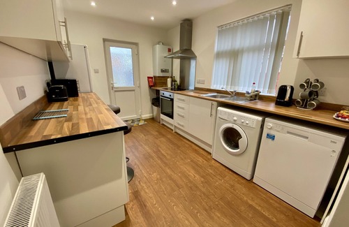 Morecambe House | Holiday Home in Sunny Morecambe