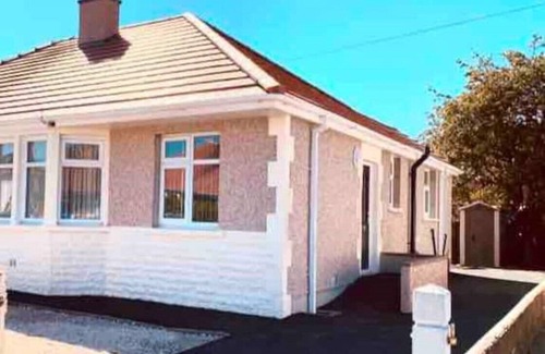 Morecambe House | Holiday Home in Sunny Morecambe