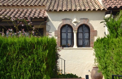 Torroella de Montgri House | Holiday Home in Torre Gran near Beach