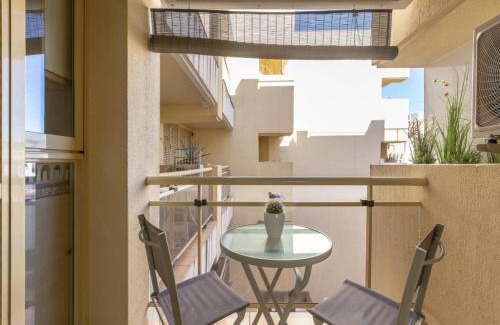 Torremolinos City Centre Apartment | Holiday Home in Torremolinos by Playa Carihuela