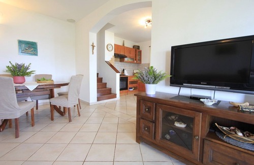 Veli Rat House | Holiday Home in Veli Rat with Seaview, Terrace, Air condition, WIFI (3559-1)