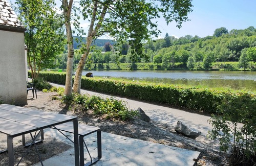 Vielsalm House | Holiday Home in Vielsalm With Lake View