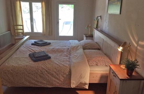 Villecroze House | Holiday Home in Villecroze with Pool & Garden