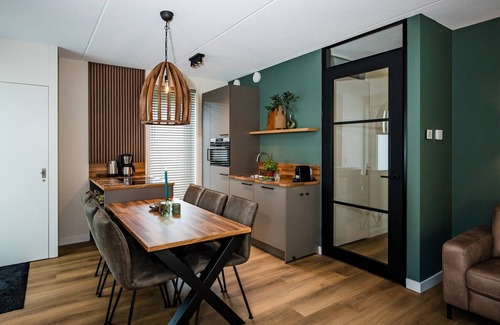 Voorthuizen House | Holiday Home in Voorthuizen near Veluwe