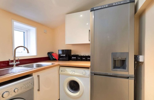 Whitby House | Holiday Home in Whitby near Beaches & Moors