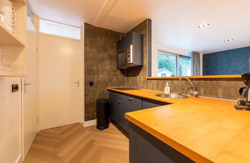 Zevenhuizen House | Holiday Home in Zevenhuizen near Rottemeren
