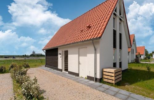 Scherpenisse House | Holiday Home in Zeeland near Gorishoek Beach, cleaning included