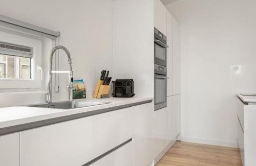 Wemeldinge House | Holiday Home in Zeeland with Streamside Terrace