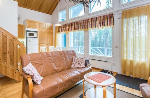 Lampivaara House | Holiday Home Isokurunpuisto a 2 by Interhome