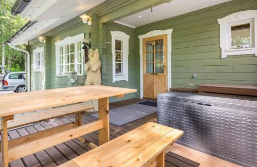 Kuorevesi House | Holiday Home Isoniemi by Interhome