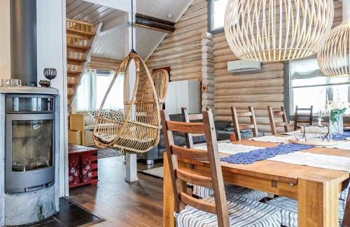 Salla House | Holiday Home Isopyhänmaa by Interhome