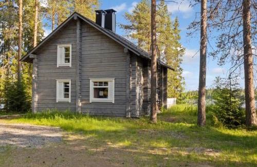 Sonka House | Holiday Home Joulupukin mökki by Interhome