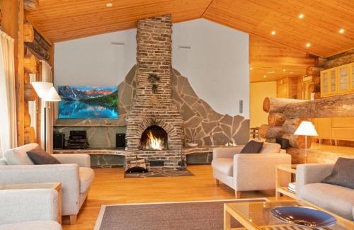 Saariselka House | Holiday Home Kairapolanne b by Interhome