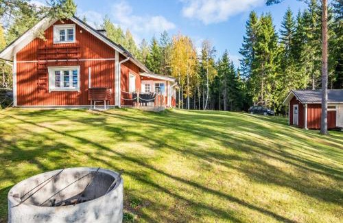 Aatola House | Holiday Home Kannonniemi by Interhome