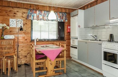 Luosto House | Holiday Home Kantapää c 3 by Interhome