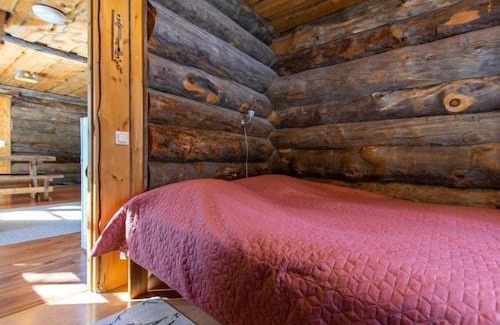 Rukatunturi House | Holiday Home Keisarinna