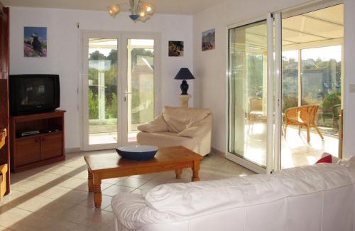 Pleumeur-Bodou House | Holiday Home Kerguntuil by Interhome