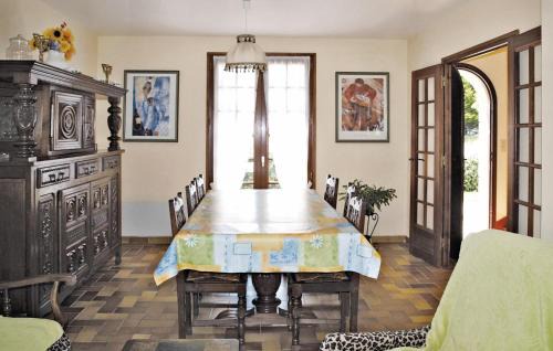 Kerlouan House | Holiday Home Kerlouan Vi