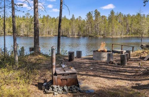 Kuusamo House | Holiday Home Kiehtäjän virta by Interhome