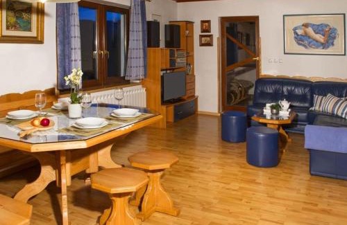Cabar House | Holiday Home Kozji Vrh with Sauna and Views