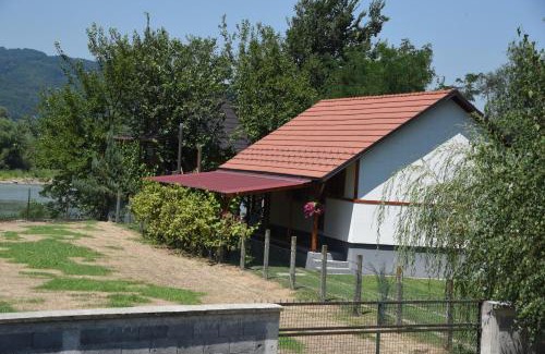 Banja Koviljaca House | Holiday Home Kućica Na Drvetu