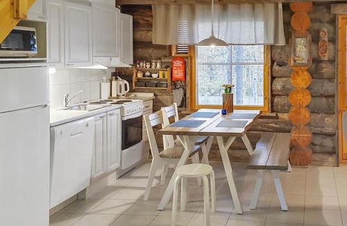 Akaslompolo House | Holiday Home Kukasrakka 3 b 8 by Interhome