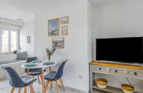 Pirou House | Holiday Home L'oyat by Interhome