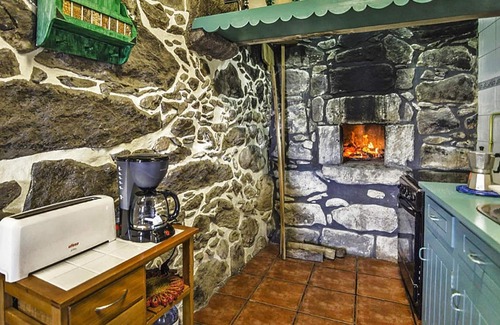 Nordeste House | holiday home, Lomba da Fazenda, São Miguel, Azores
