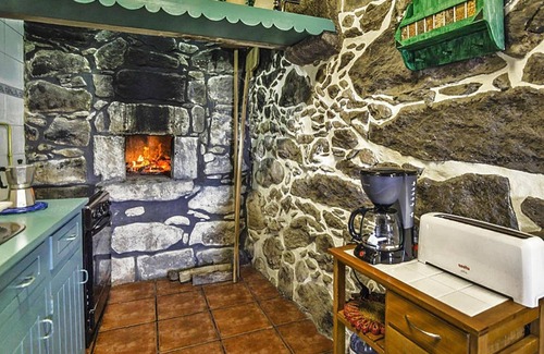 Nordeste House | holiday home, Lomba da Fazenda, São Miguel, Azores