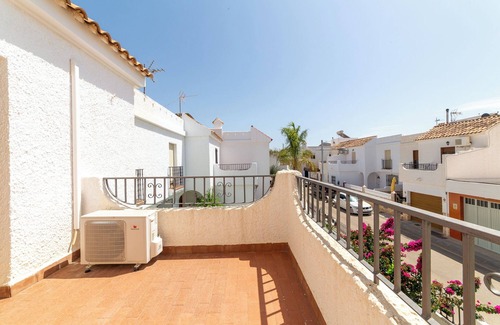 Nijar House | Holiday Home 'La Buganvilla' with Private Terrace, Private Garden and Air Conditioning