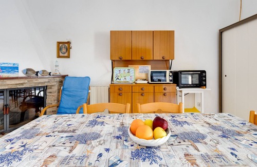Cuglieri House | Holiday Home 'La Casa Lucia' with Sea View, Private Terrace and Wi-Fi