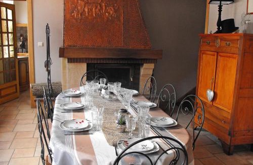 Le Bizet House | Holiday Home La Ferme de Gabrielle by Interhome