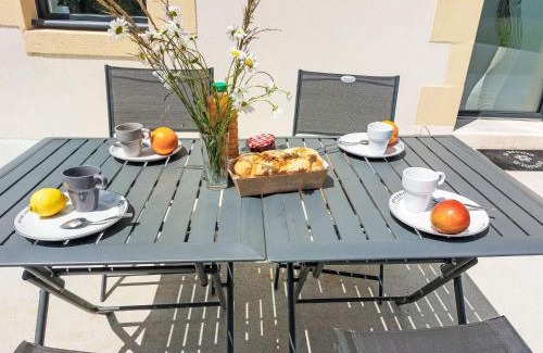Ploneour-Lanvern House | Holiday Home La Trélennoise by Interhome