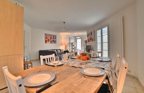 Dolus-d'Oleron House | Holiday Home La Parie 1 by Interhome