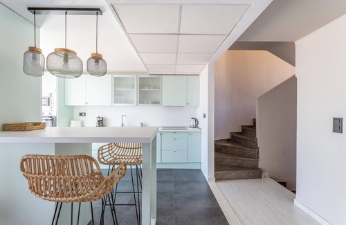 La Herradura House | Holiday Home "La Reserva" with Shared Pool, Terrace & Wi-Fi