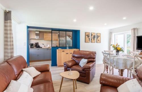 Creances House | Holiday Home La Salicorne by Interhome