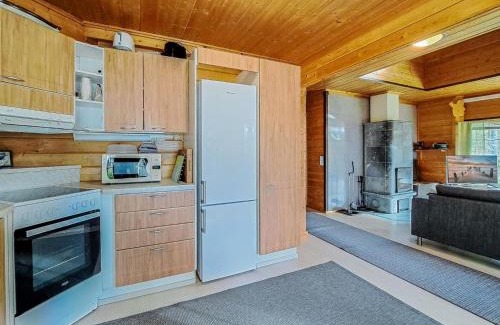 Juuka House | Holiday Home Lakunlahti by Interhome