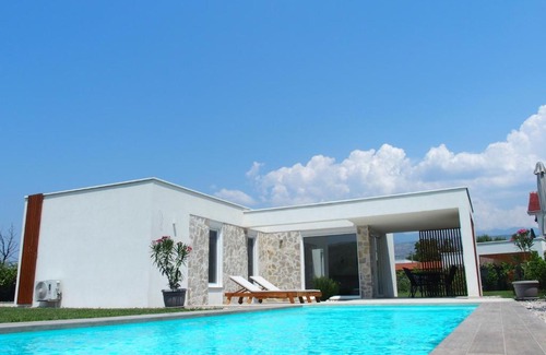 Hodbina House | Holiday Home Lara