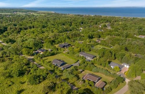Trend House | Holiday Home Laris - 700m to the inlet by Interhome