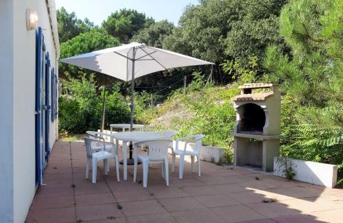 La Tranche-sur-Mer House | Holiday Home Les Tourteaux by Interhome
