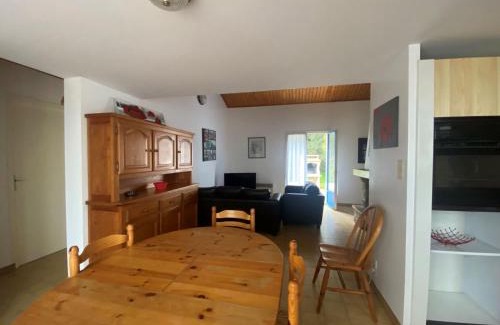 La Tranche-sur-Mer House | Holiday Home Les Tourteaux by Interhome